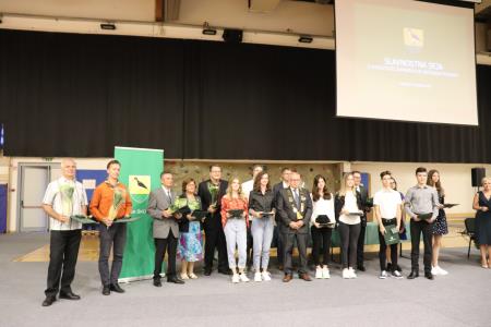 SLAVNOSTNA SEJA OB OBČINSKEM PRAZNIKU 24